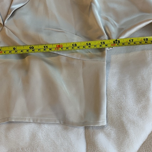 NWT RO&DE silky slightly cropped blouse - Picture 10 of 13